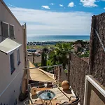 ヴィラ Serenity Climate Pool & Panoramic Sea Views *