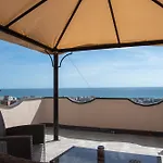 Serenity Climate Pool & Panoramic Sea Views ヴィラ