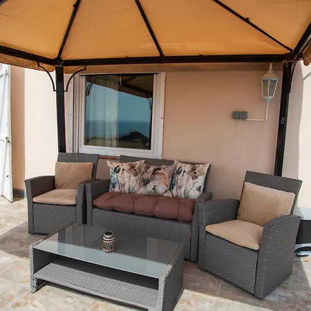 Serenity Climate Pool & Panoramic Sea Views Villa