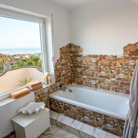 Serenity Climate Pool & Panoramic Sea Views
