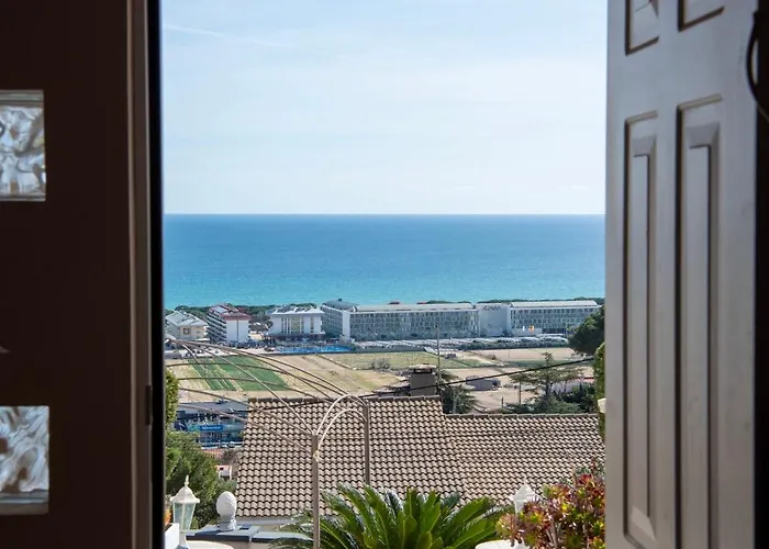 Villa Serenity Climate Pool & Panoramic Sea Views