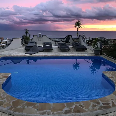 Villa Serenity Climate Pool & Panoramic Sea Views سانتا سوزانا